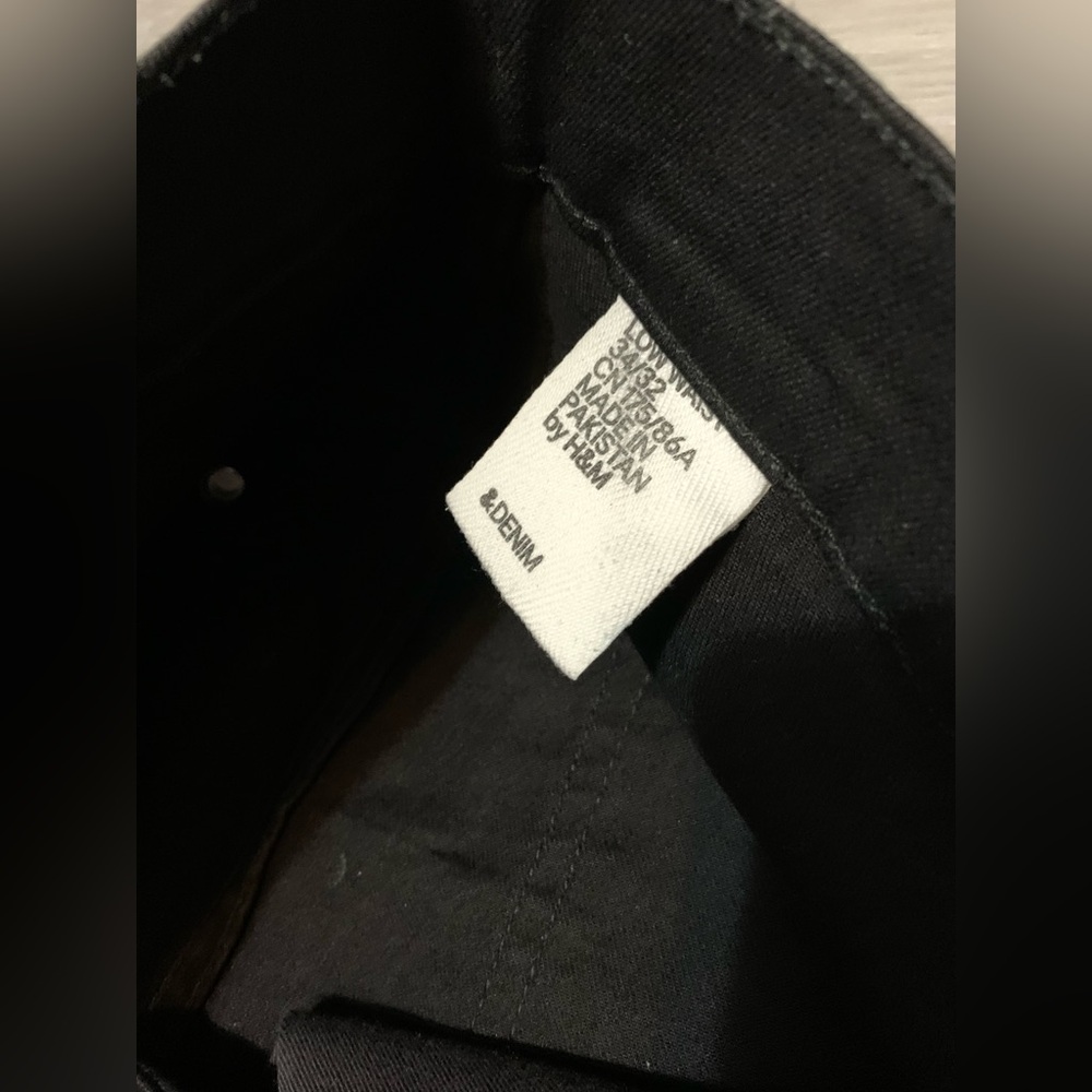 H&M &denim Mens Black Low Rise Distressed Button Fly Jeans Sz 34/32 - Picture 7 of 12